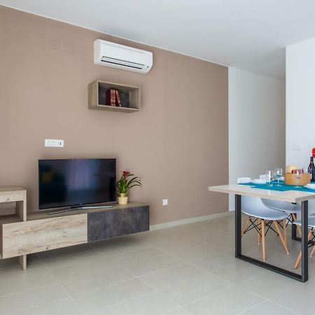 Apartments Viktorija 巴斯卡 外观 照片