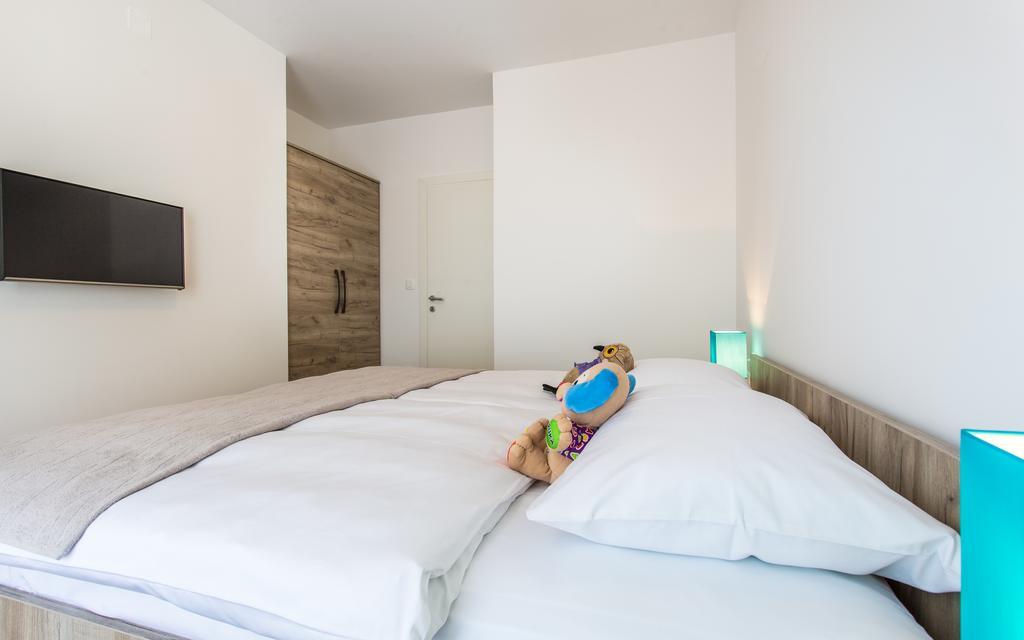 Apartments Viktorija 巴斯卡 外观 照片