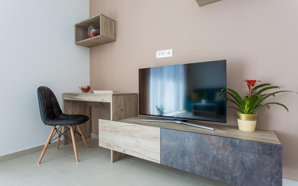 Apartments Viktorija 巴斯卡 外观 照片